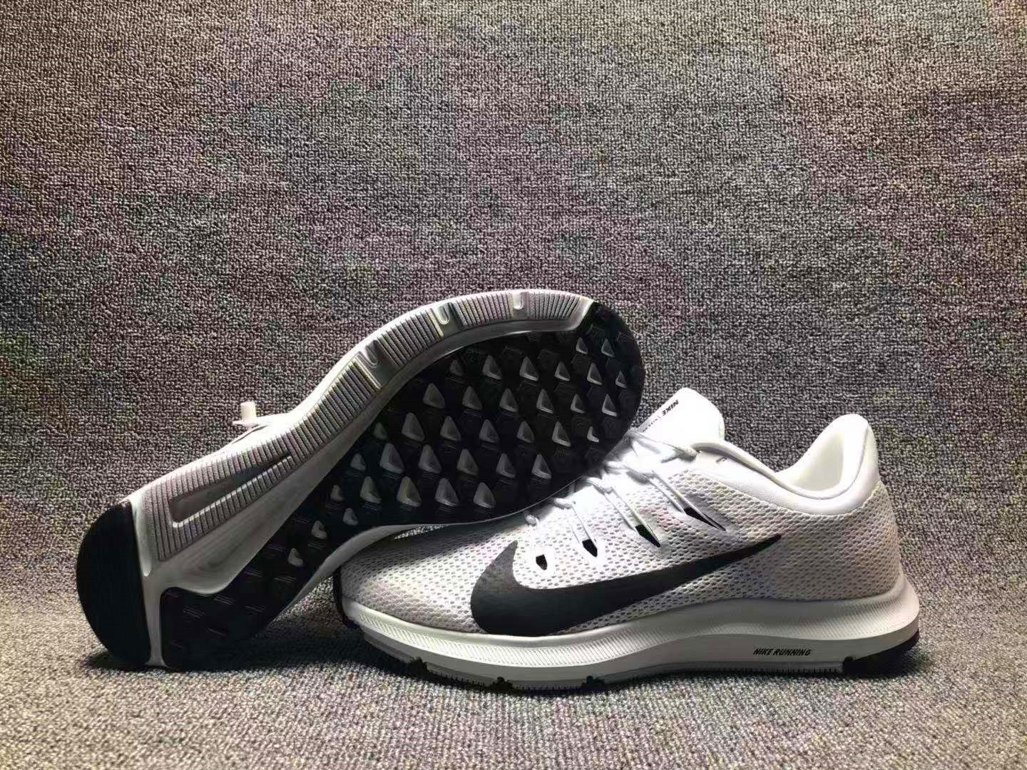 Nike Quest II White Black Running Shoes
